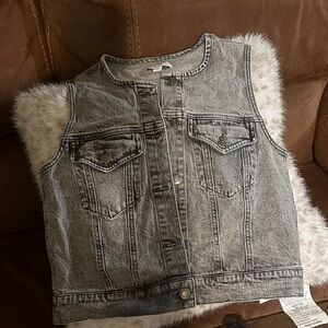 ✨ AND NOW THIS DENIM VEST